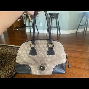 Dooney & Bourke handbag